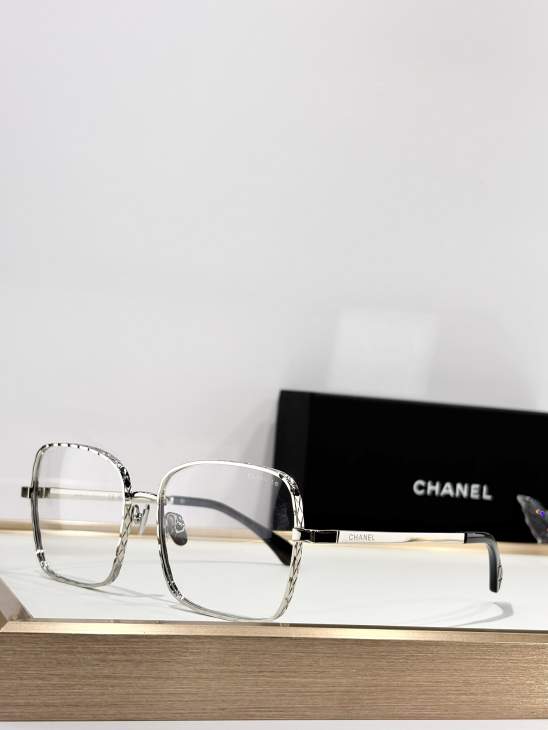 Picture of Chanel Sunglasses _SKUfw77669983fw